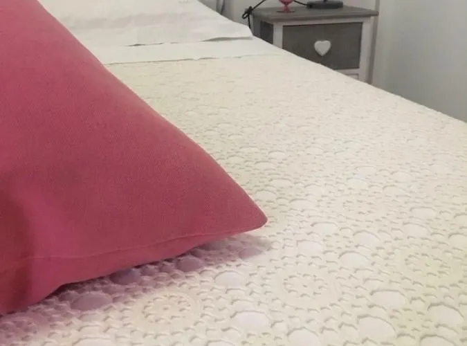 Atmosfera D'arte - Private Parking بيت ضيافة 5*